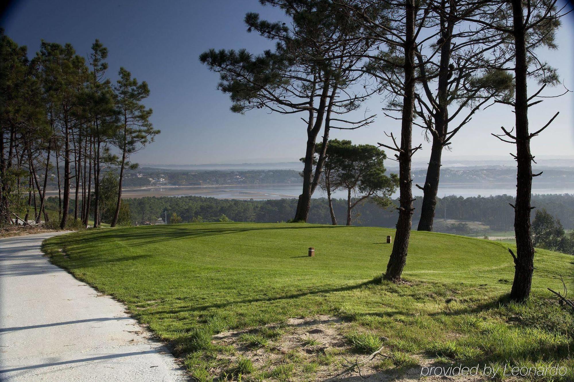 אובידוס Evolutee Hotel מראה חיצוני תמונה The view from the top of the hill