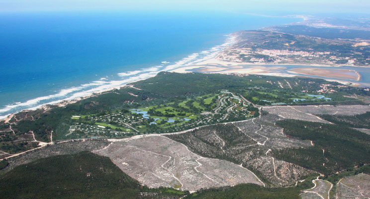 אובידוס Evolutee Hotel מראה חיצוני תמונה Aerial view of the golf course