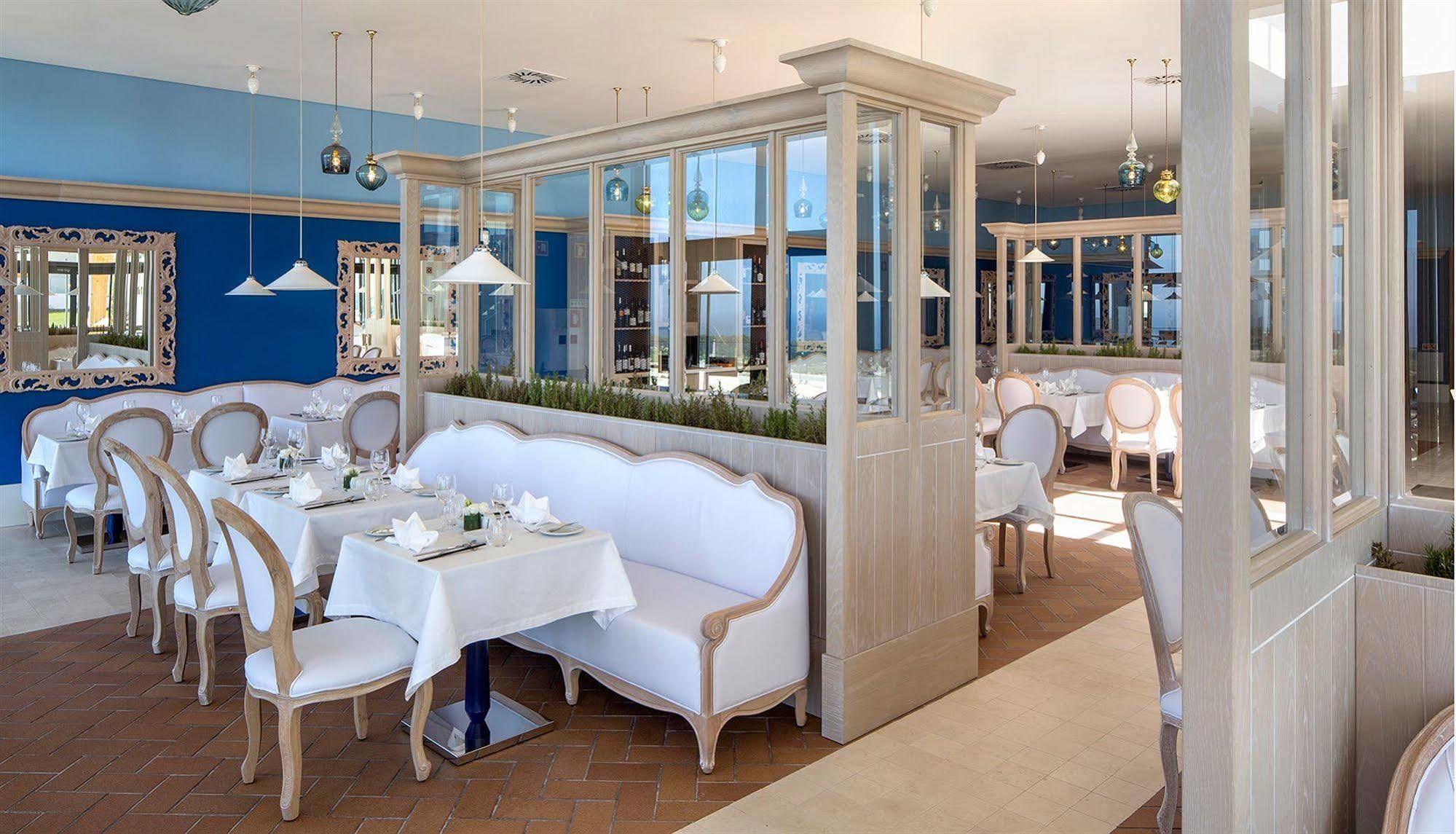 אובידוס Evolutee Hotel מראה חיצוני תמונה The restaurant